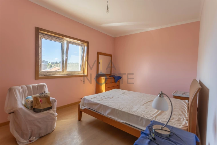 Moradia T6 para Venda em Alfandega da Fe Foto 30