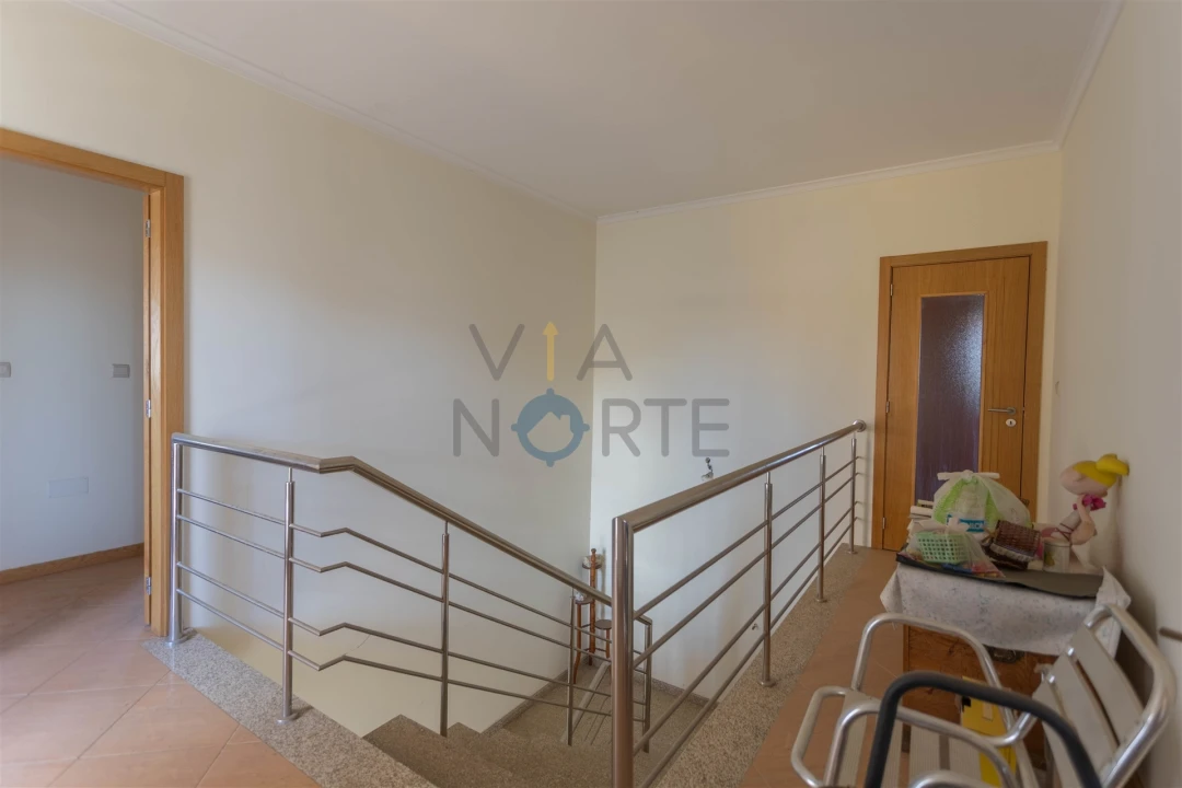 Moradia T6 para Venda em Alfandega da Fe Foto 29