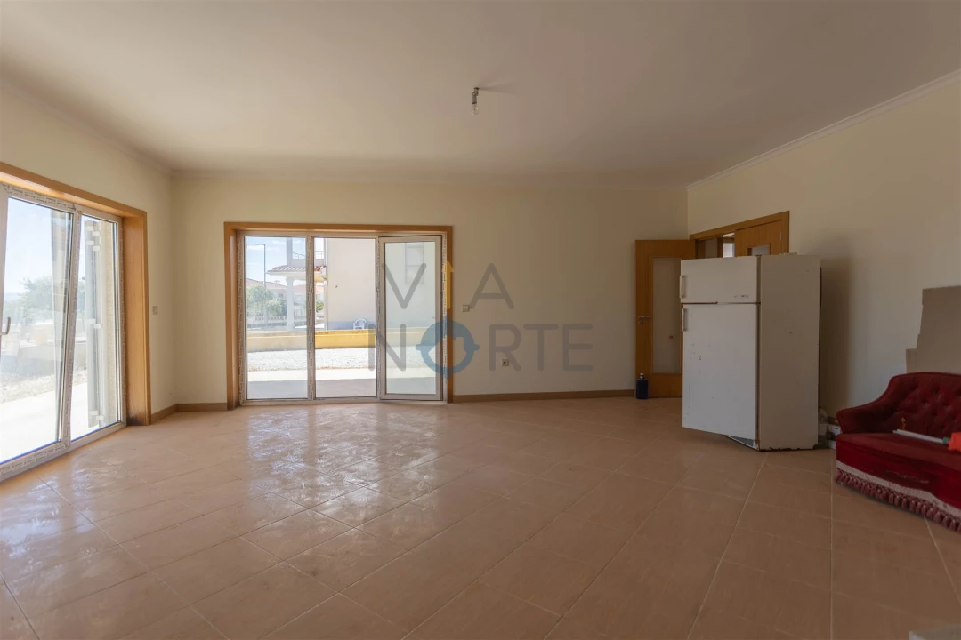 Moradia T6 para Venda em Alfandega da Fe Foto 16