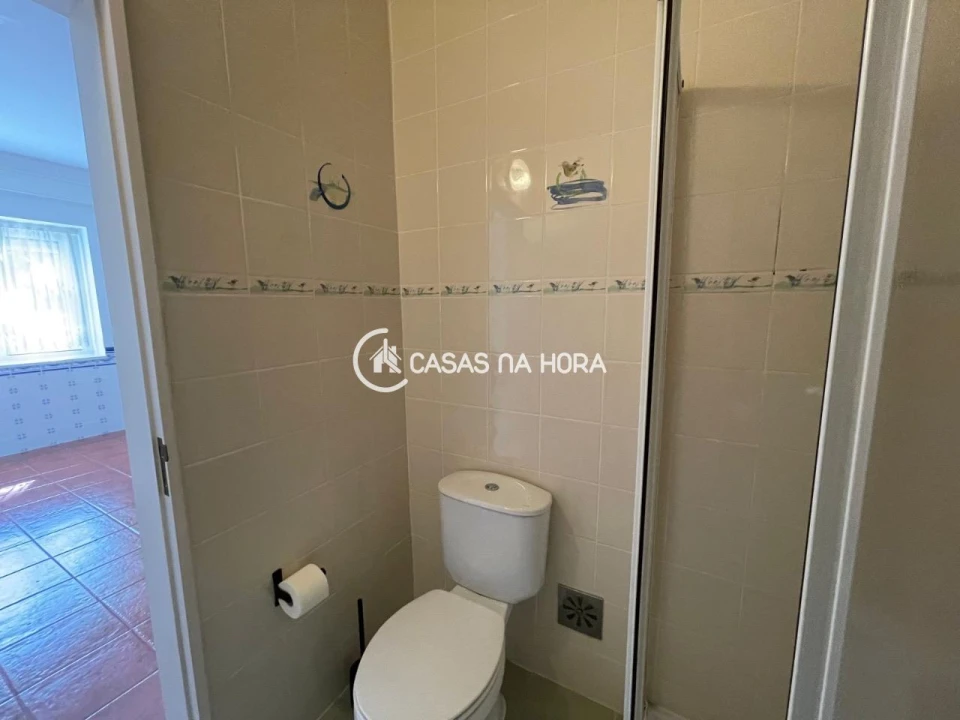 Apartamento T2 para Arrendamento em Benfica Foto 20