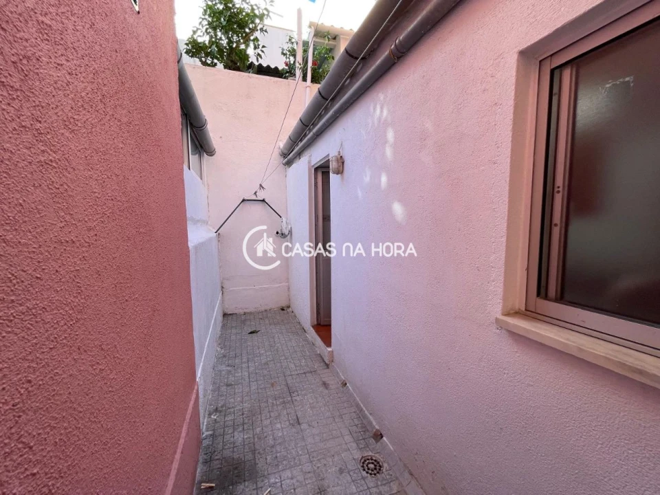 Apartamento T2 para Arrendamento em Benfica Foto 27