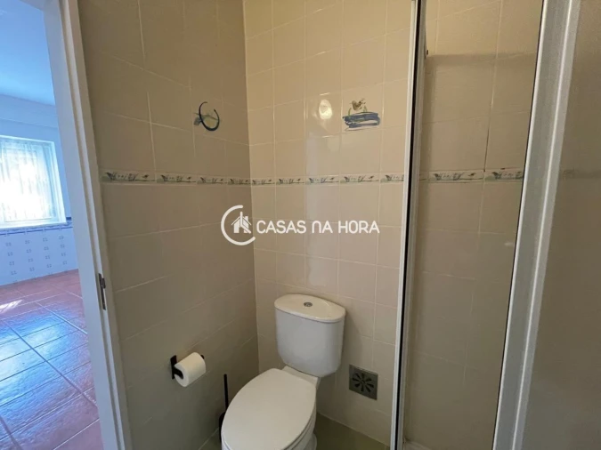 Apartamento T2 para Arrendamento em Benfica Foto 20