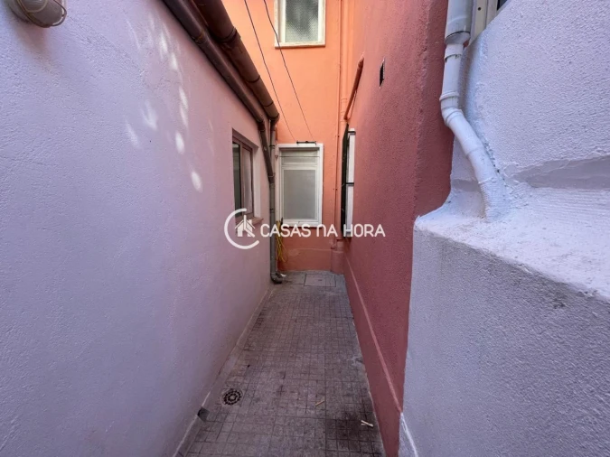 Apartamento T2 para Arrendamento em Benfica Foto 24