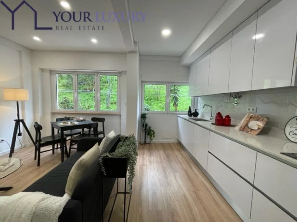 Apartamento T3 para Venda em Benfica Foto 3