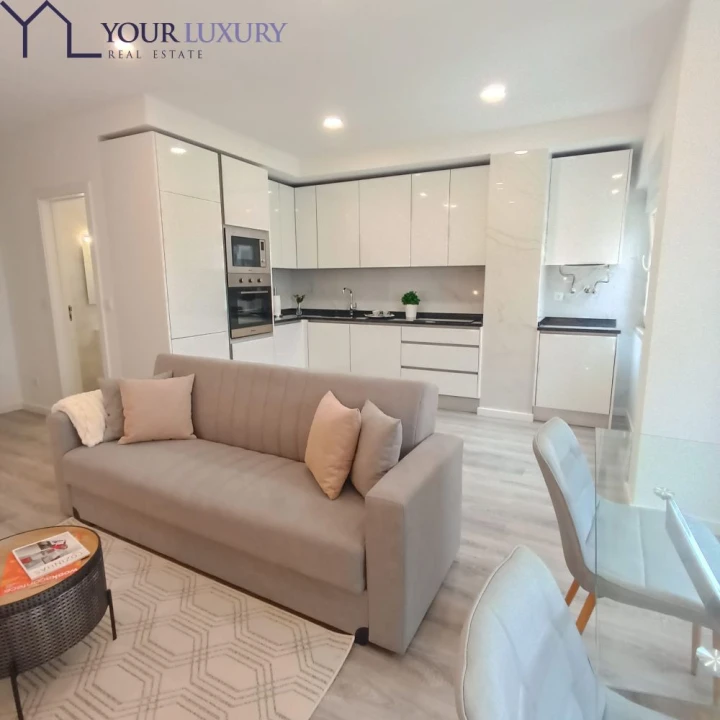 Apartamento T3 para Venda em Benfica Foto 2