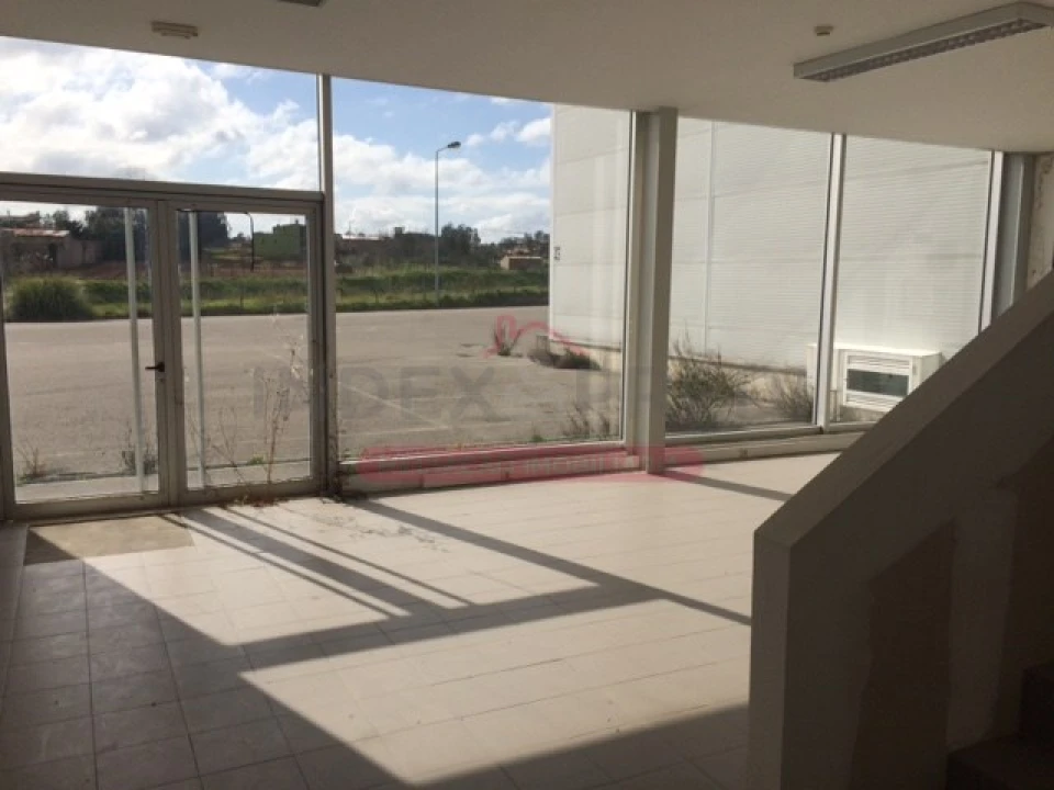 Armazém para Venda em Barrô e Aguada de Baixo Foto 6