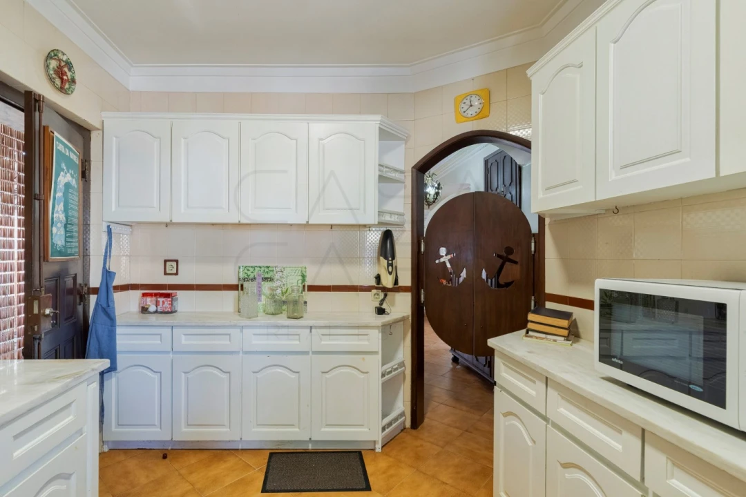 Moradia T6 para Venda em Charneca de Caparica e Sobreda Foto 18