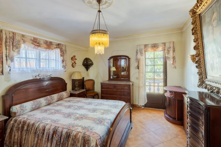 Moradia T6 para Venda em Charneca de Caparica e Sobreda Foto 26