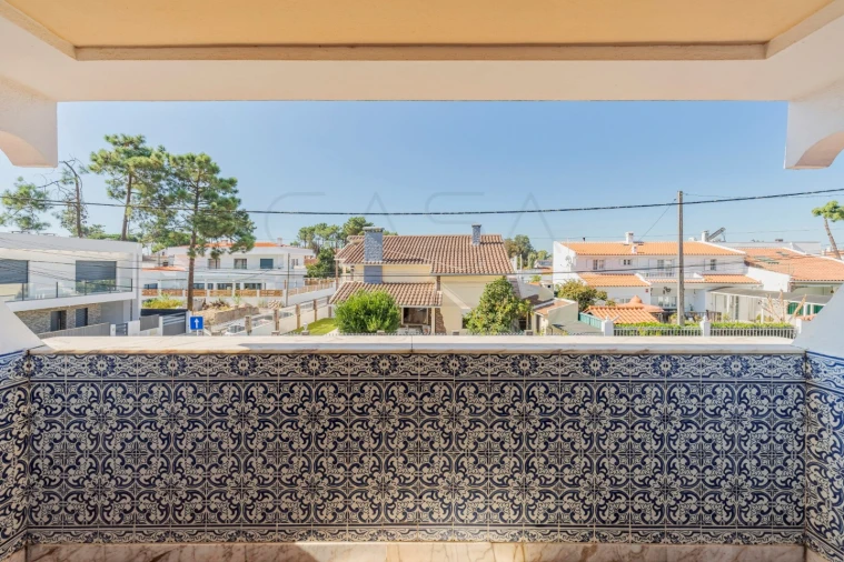 Moradia T6 para Venda em Charneca de Caparica e Sobreda Foto 23