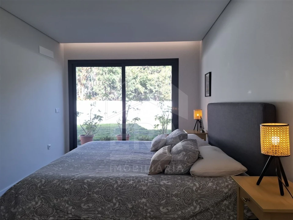 Moradia T3 para Venda em Gemeses Foto 11