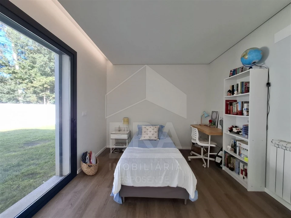 Moradia T3 para Venda em Gemeses Foto 15