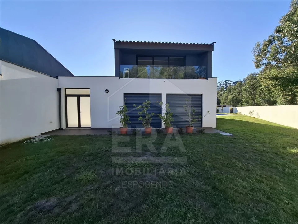 Moradia T3 para Venda em Gemeses Foto 25