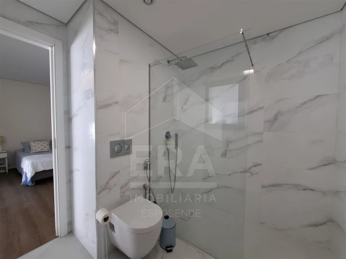 Moradia T3 para Venda em Gemeses Foto 16