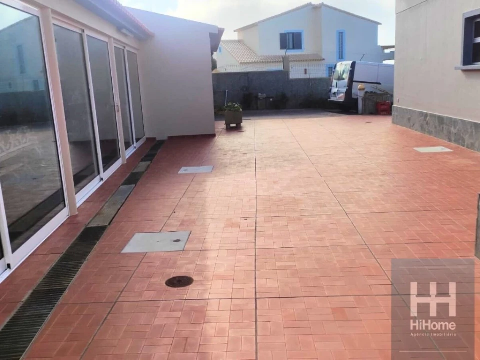 Moradia T3 para Venda em Porto Santo Foto 26