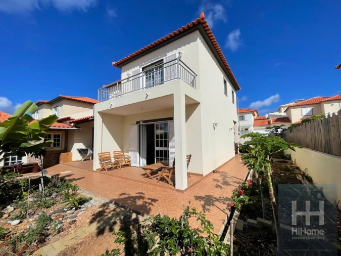 Moradia T3 para Venda em Porto Santo Foto 2