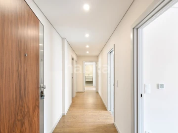 Apartamento T3 para Venda em Cedofeita, Santo Ildefonso, Sé, Miragaia, São Nicolau e Vitória