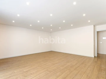 Apartamento T3 para Venda em Cedofeita, Santo Ildefonso, Sé, Miragaia, São Nicolau e Vitória