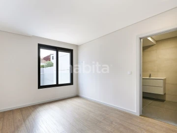 Apartamento T3 para Venda em Cedofeita, Santo Ildefonso, Sé, Miragaia, São Nicolau e Vitória