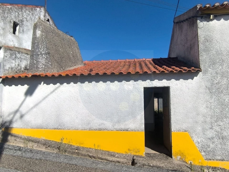 Moradia para Venda em Comenda Foto 2