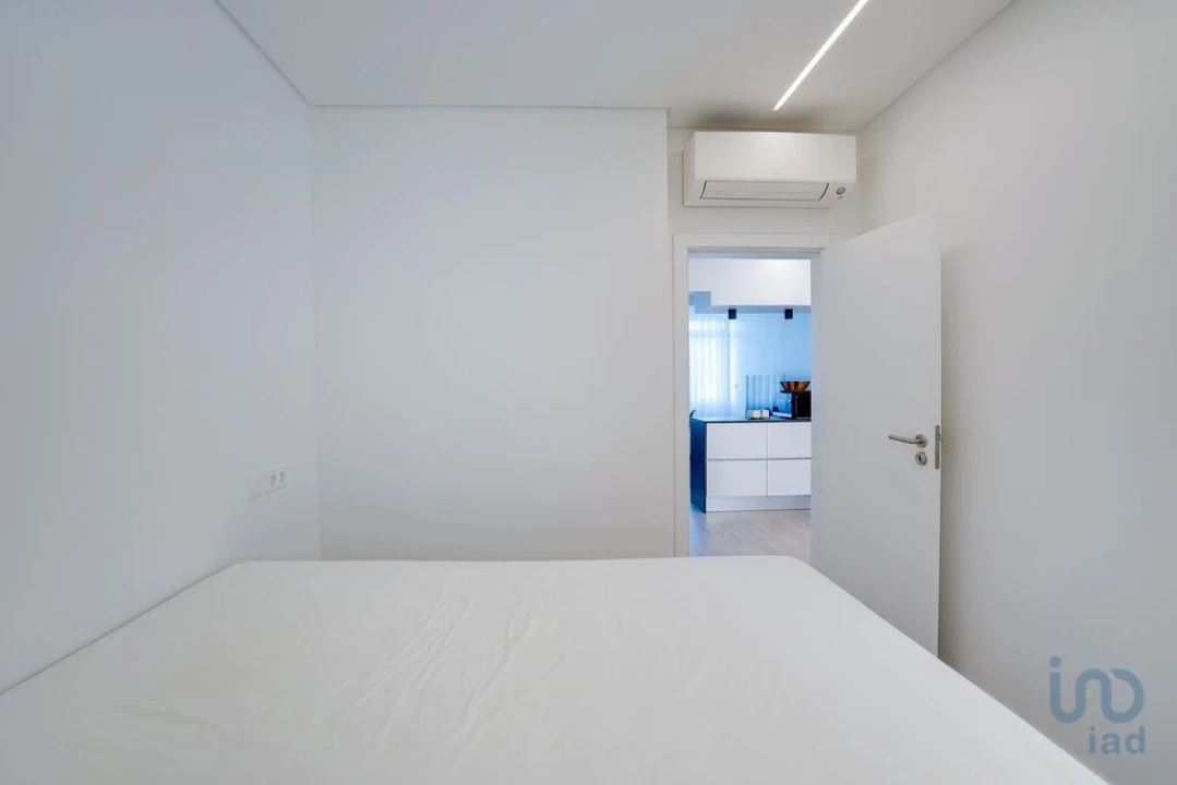 Apartamento T1 para Venda em Algés, Linda-A-Velha e Cruz Quebrada-Dafundo Foto 13