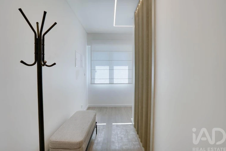 Apartamento T1 para Venda em Algés, Linda-A-Velha e Cruz Quebrada-Dafundo Foto 16