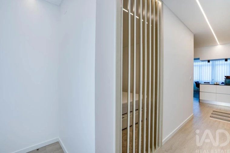 Apartamento T1 para Venda em Algés, Linda-A-Velha e Cruz Quebrada-Dafundo Foto 17