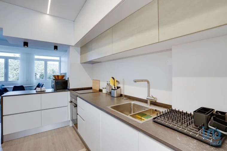 Apartamento T1 para Venda em Algés, Linda-A-Velha e Cruz Quebrada-Dafundo Foto 10