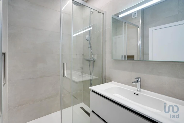 Apartamento T1 para Venda em Algés, Linda-A-Velha e Cruz Quebrada-Dafundo Foto 14