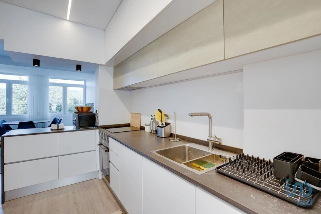 Apartamento T1 para Venda em Algés, Linda-A-Velha e Cruz Quebrada-Dafundo Foto 10