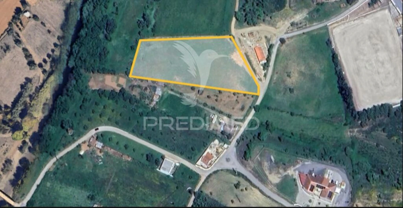 Moradia T4 para Venda em São Marcos da Serra Foto 7