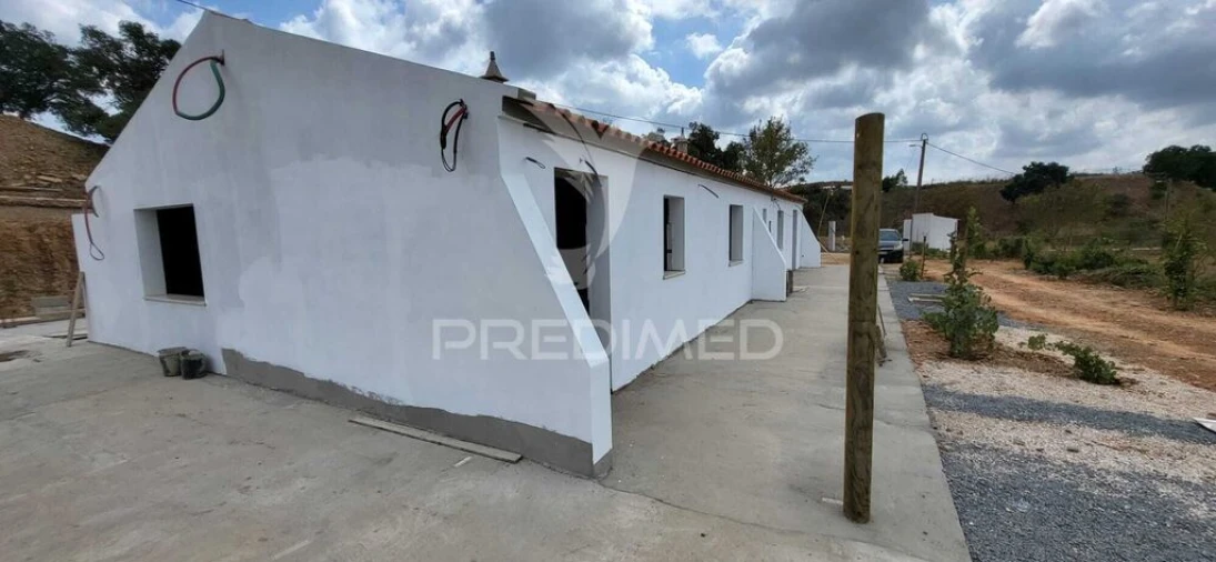 Moradia T4 para Venda em São Marcos da Serra Foto 2