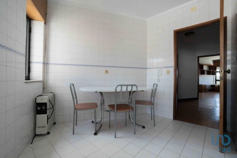 Apartamento T3 para Venda em Pena, Quintã e Vila Cova Foto 5