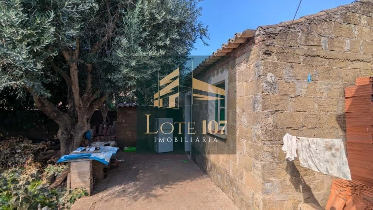 Moradia T3 para Venda em Alvalade Foto 27