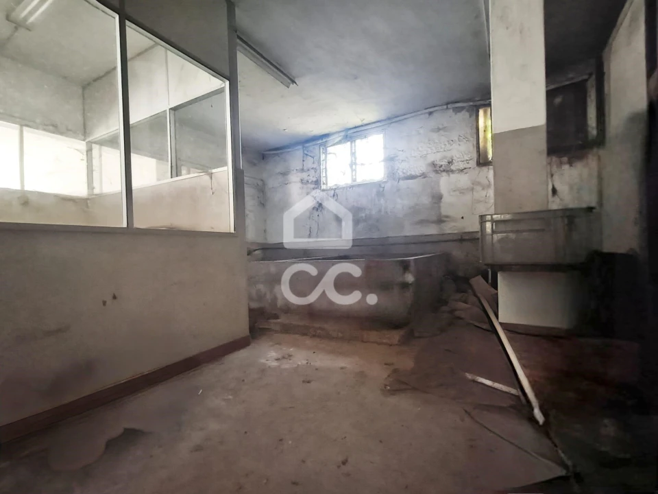 Armazém para Venda em Aguas Santas Foto 13