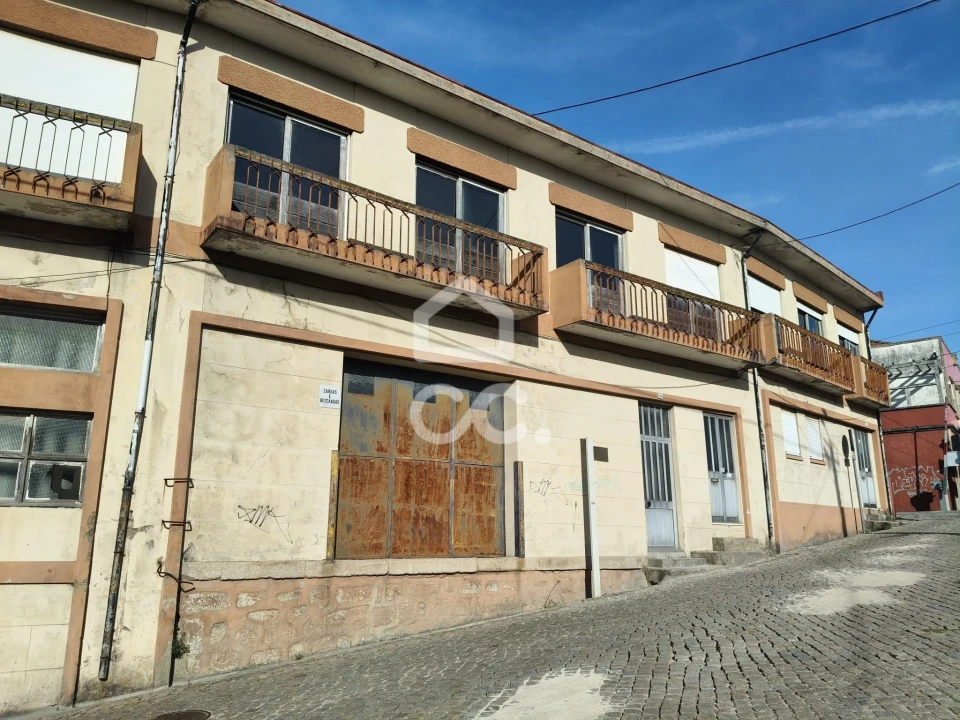 Armazém para Venda em Aguas Santas Foto 1