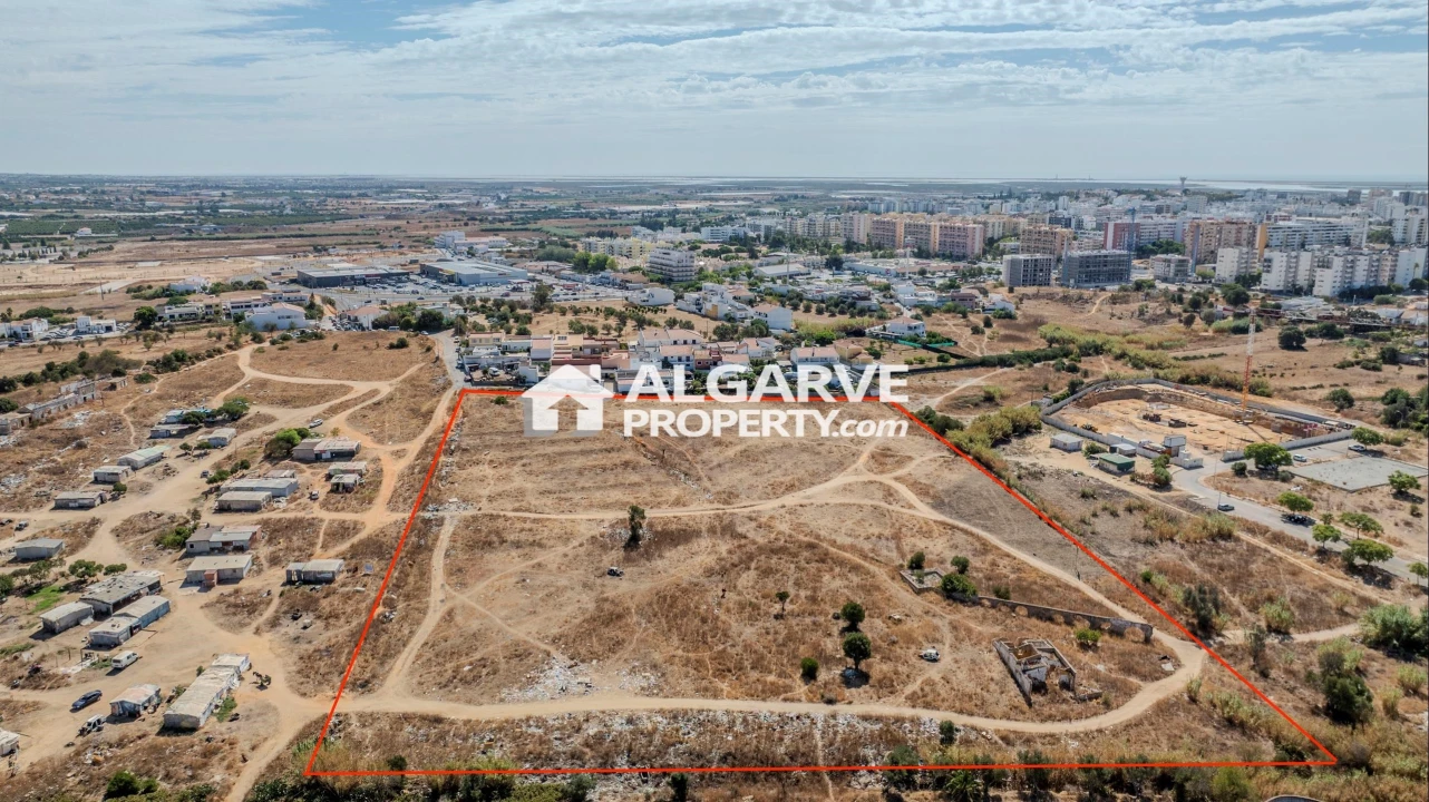 Terreno para Venda em Faro (Sé e São Pedro) Foto 10