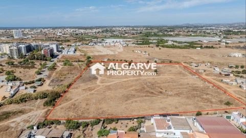 Terreno para Venda em Faro (Sé e São Pedro)