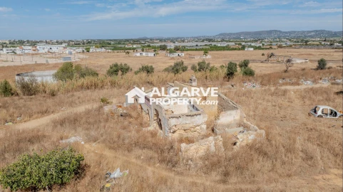 Terreno para Venda em Faro (Sé e São Pedro)