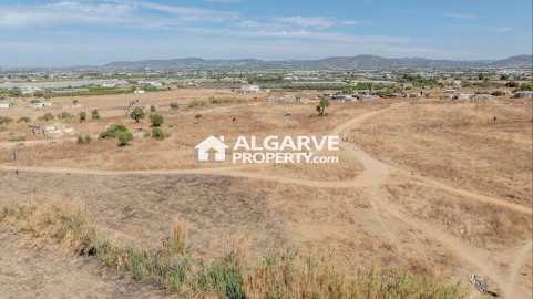 Terreno para Venda em Faro (Sé e São Pedro)