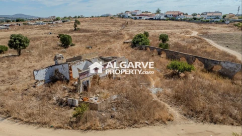 Terreno para Venda em Faro (Sé e São Pedro)