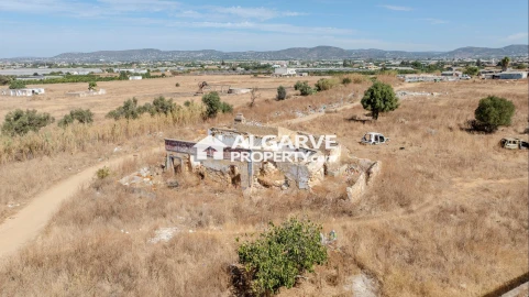 Terreno para Venda em Faro (Sé e São Pedro)