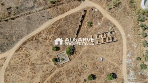 Terreno para Venda em Faro (Sé e São Pedro)