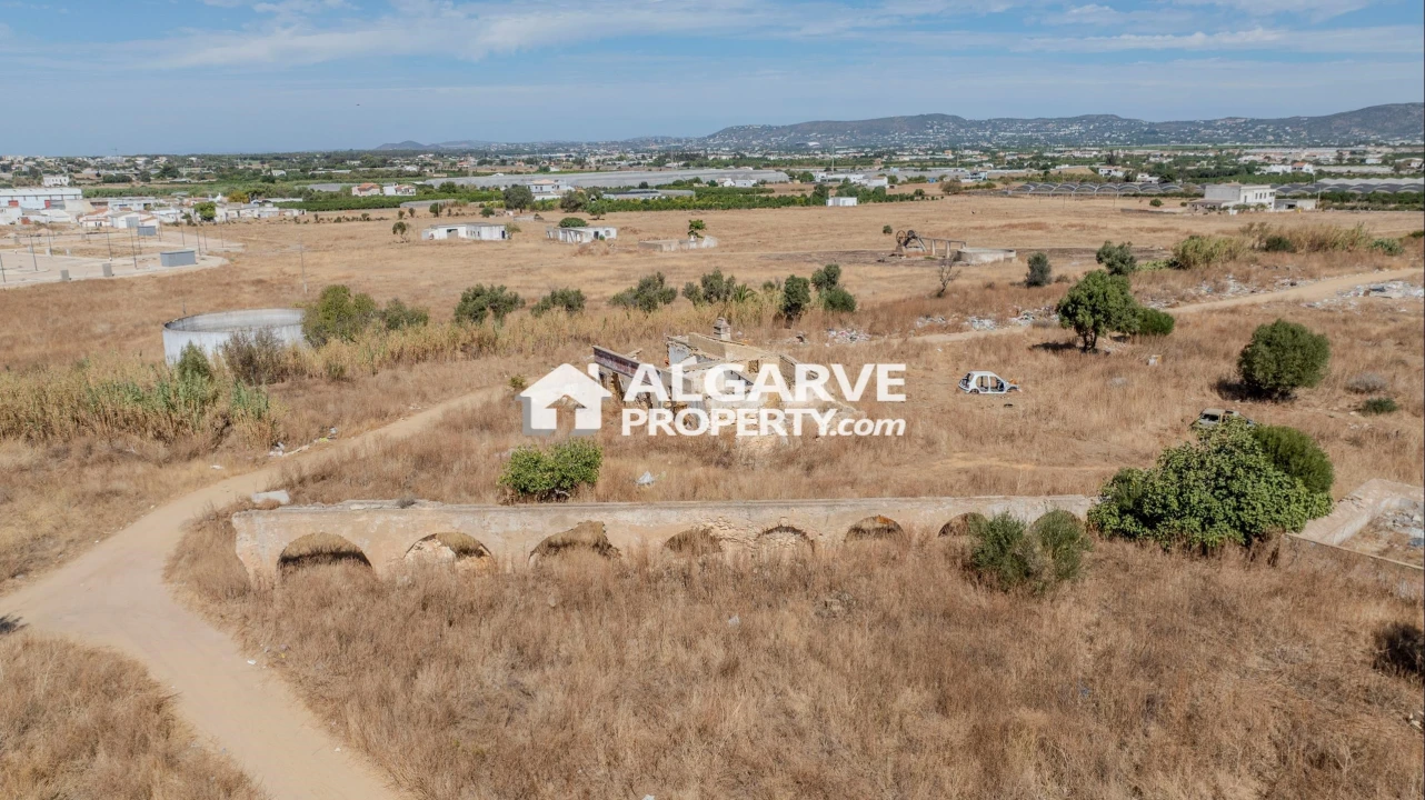 Terreno para Venda em Faro (Sé e São Pedro) Foto 18