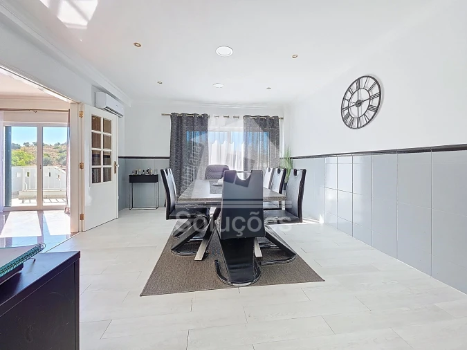 Moradia T5 para Venda em Estômbar e Parchal Foto 18