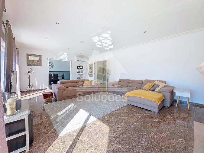 Moradia T5 para Venda em Estômbar e Parchal Foto 22