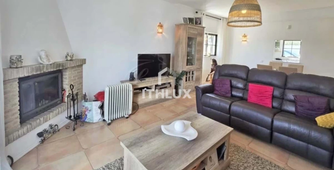 Moradia T3 para Venda em Santa Catarina da Fonte do Bispo Foto 5