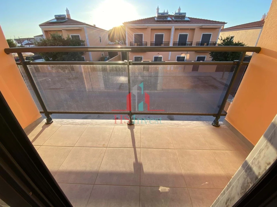 Moradia T3 para Venda em Samora Correia Foto 32