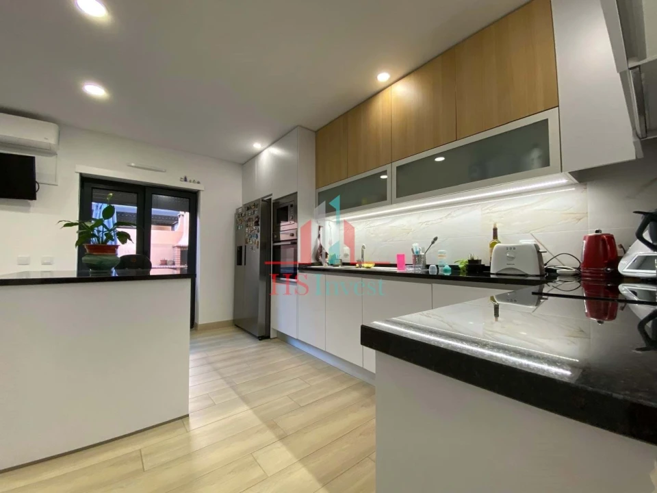 Moradia T3 para Venda em Samora Correia Foto 12