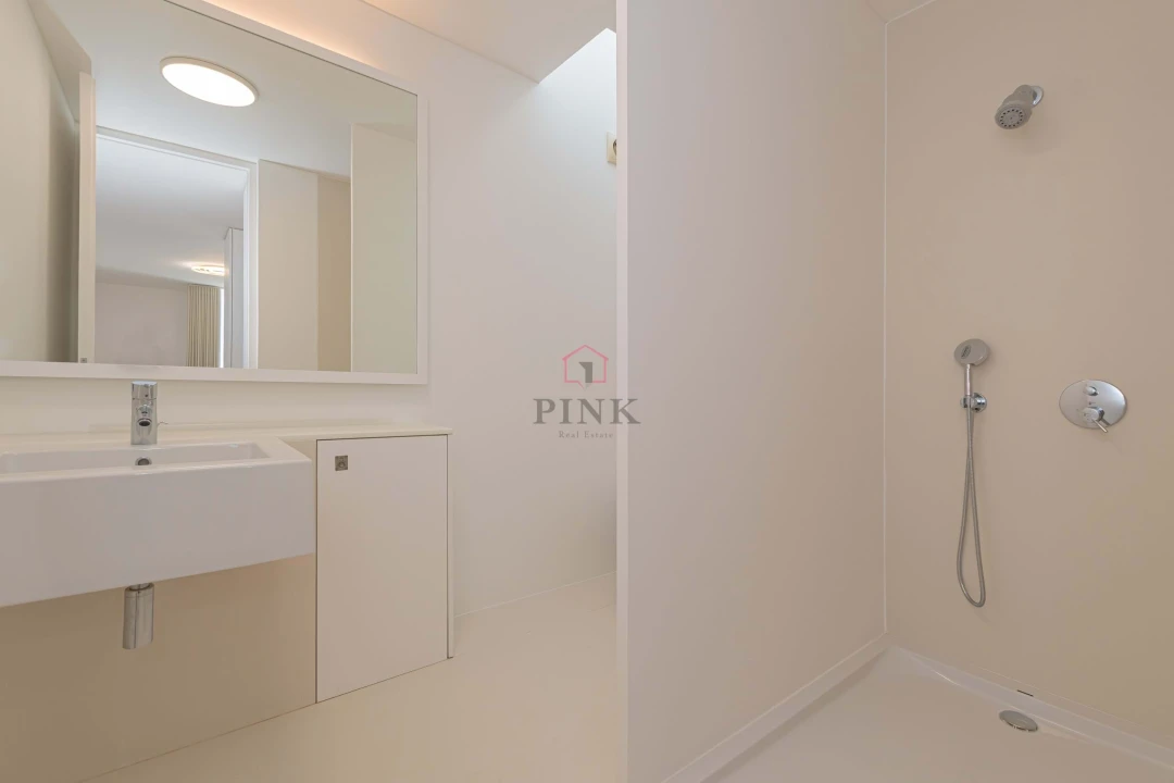 Apartamento T3 para Venda em São Martinho Foto 28