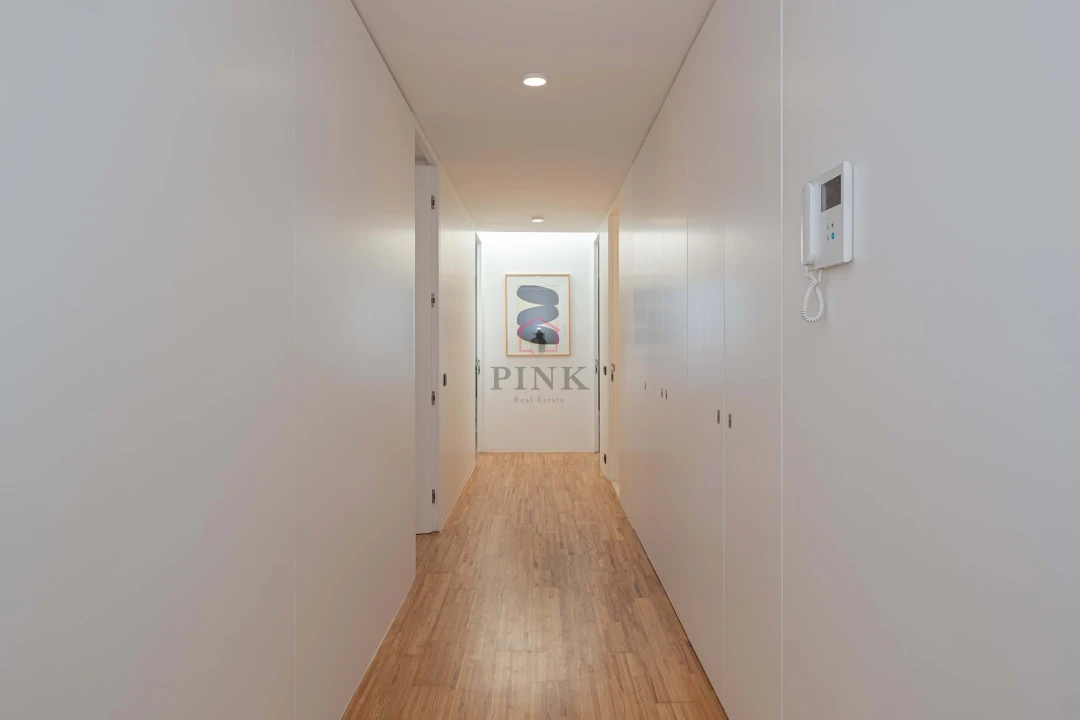 Apartamento T3 para Venda em São Martinho Foto 17